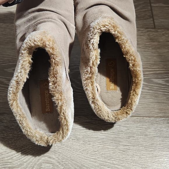 Baretraps Becker mushroom Suede Clogs 7.5 Water Resistant - Picture 2 of 12